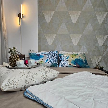 Kiwi Apart-Hotel 1Br Wi-Fi Free - Close To Old Town - Cozy Location - Shorter Or Longer Stay - R&M Boutique ブカレスト エクステリア 写真