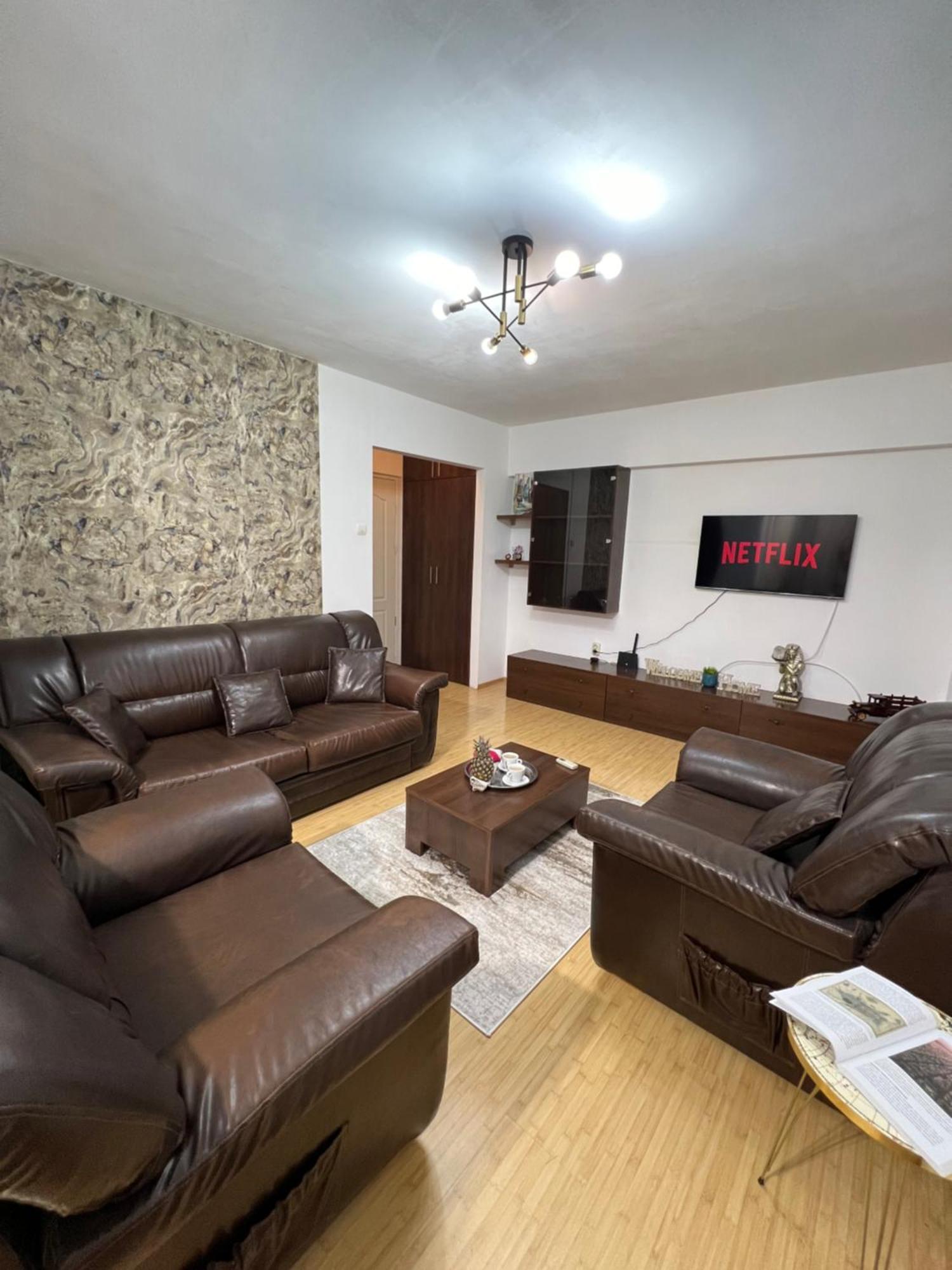 Kiwi Apart-Hotel 1Br Wi-Fi Free - Close To Old Town - Cozy Location - Shorter Or Longer Stay - R&M Boutique ブカレスト エクステリア 写真